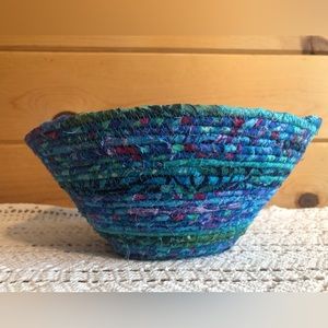 Beautiful rope bowl